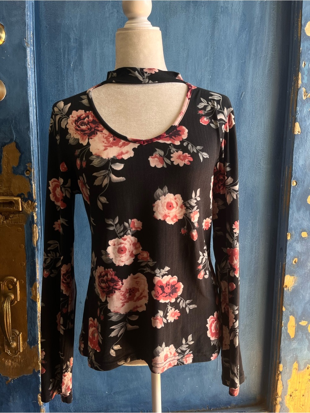 Floral Cutout Long-Sleeve Top - Black with Pink Roses